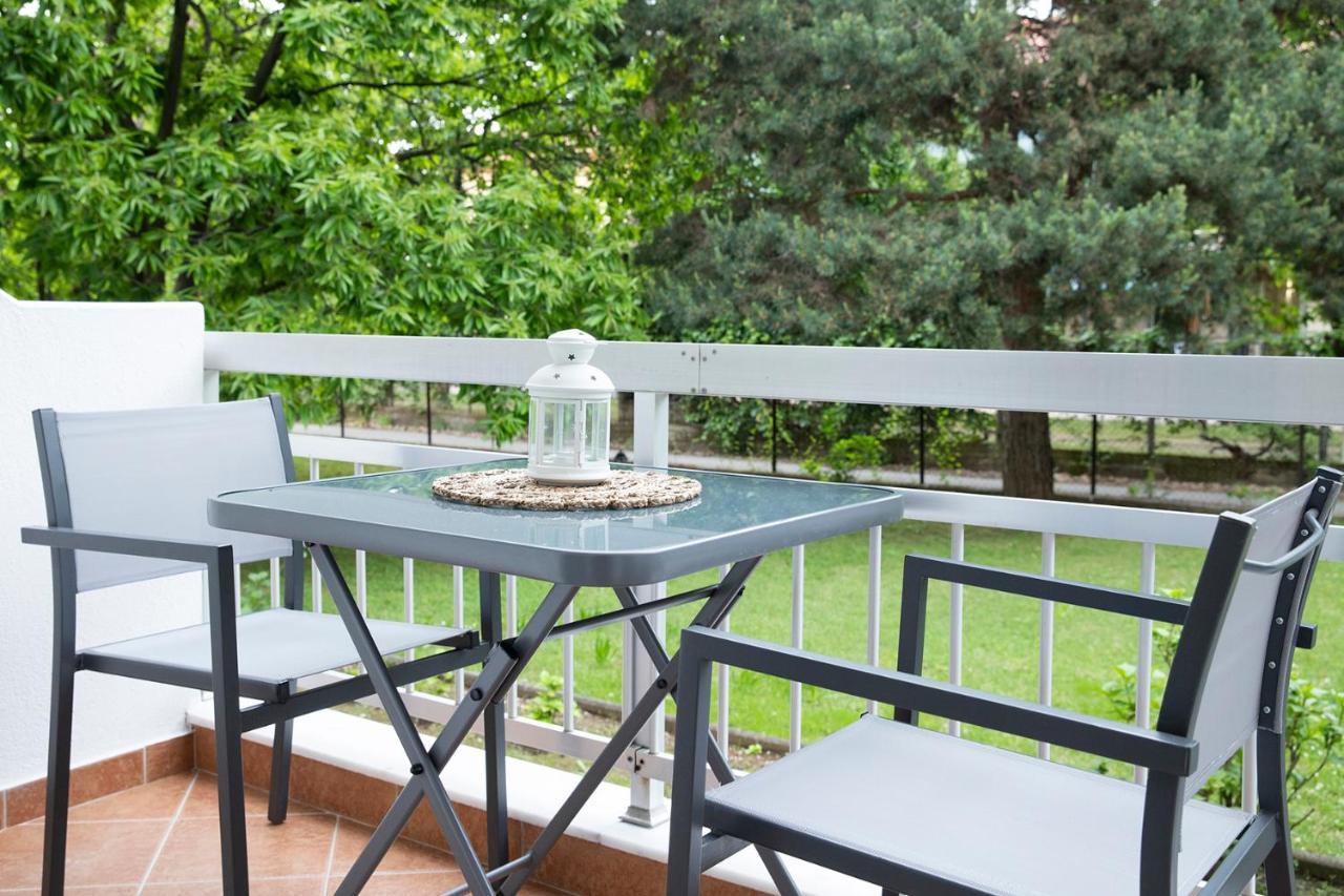 Апартаменты Elena Luxury Living Паралия-Скотинас Экстерьер фото